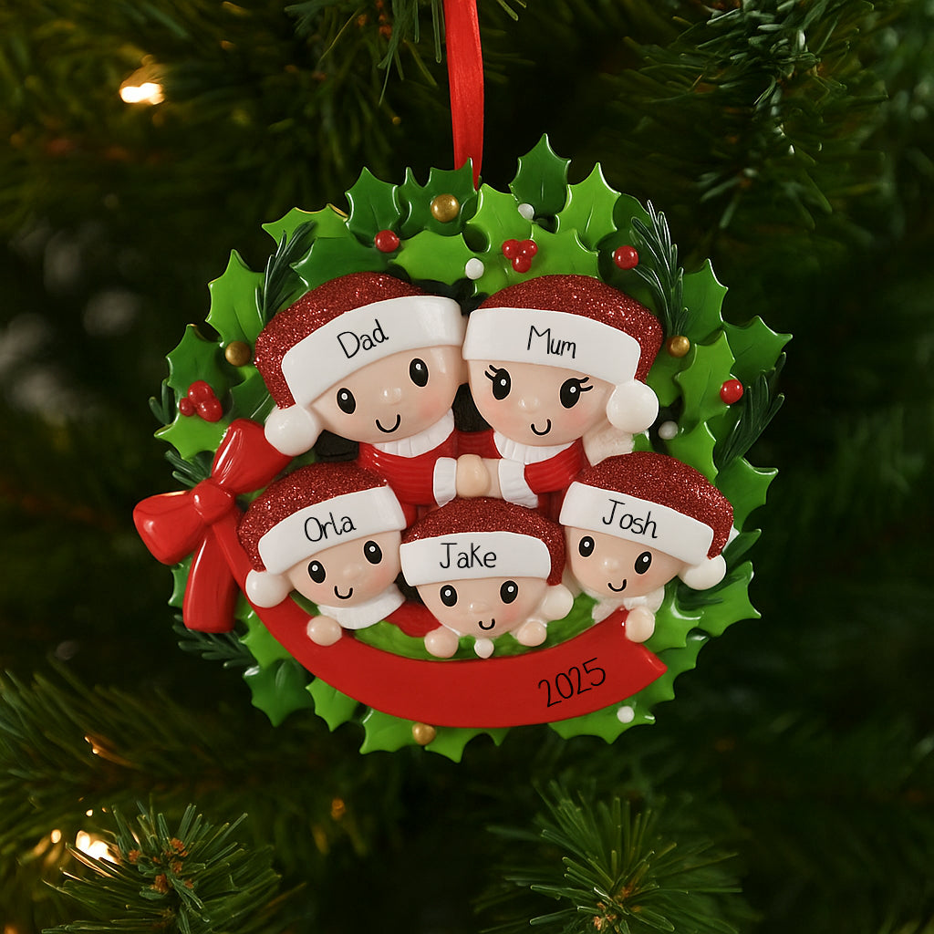 Personalised Wreath Family Christmas Ornament – Choose 2, 3, 4, 5 or 6 Characters